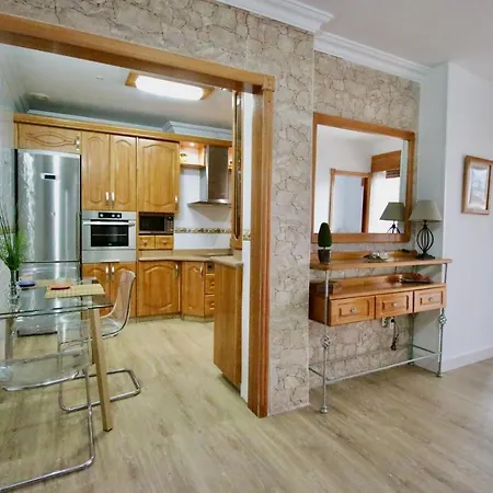 Apartamento Ohana ático Avenida Chayofita Los Cristianos (Tenerife)